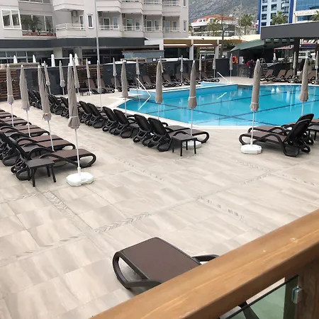 酒店 Riviera Zen Adult Only 阿拉尼亚