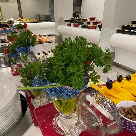 酒店 Riviera Zen Adult Only 4*