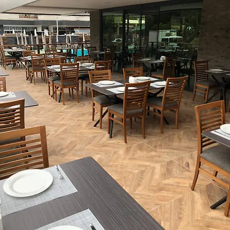 Riviera Zen Adult Only 4* 阿拉尼亚